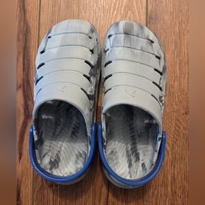 Rugged Shark Kids Gray and Blue Slip Ons NWOT